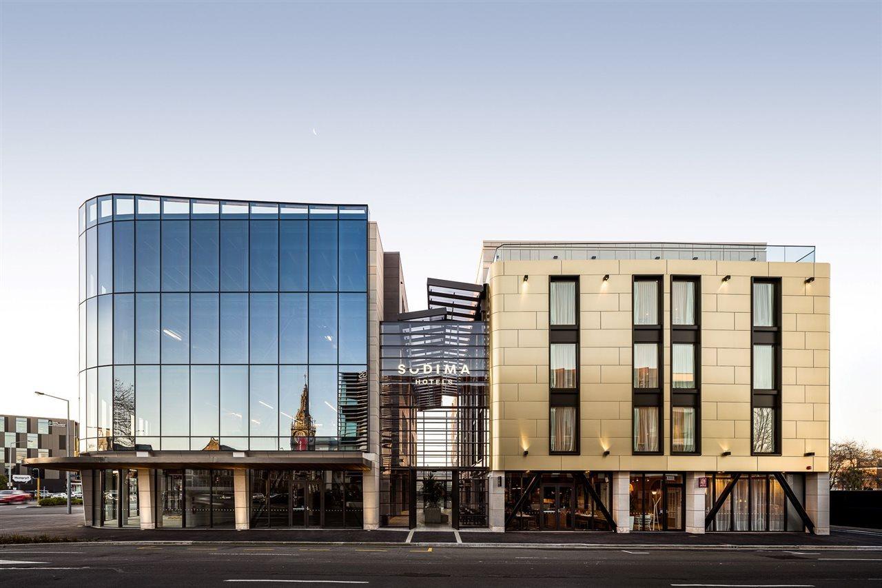Sudima Christchurch City Εξωτερικό φωτογραφία The new building of the University of Iceland, Reykjavík, Iceland